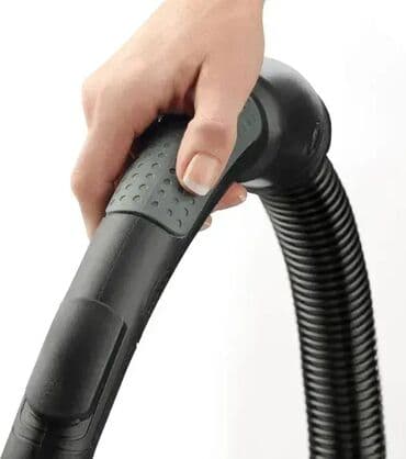 vakum za lice: **Tehnički detalji** **Opšte** Vrsta aparataUsisivačVrsta usisivačaSa — 9