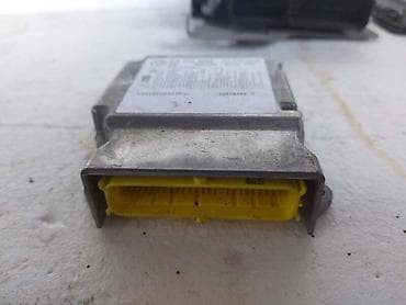 37.AIRBAG ELEKTRONIKA MODUL ZA VOLKSWAGEN GOLF 5 OD 2003. DO 2009 na lalafo.rs 37.AIRBAG ELEKTRONIKA MODUL ZA VOLKSWAGEN GOLF 5 OD 2003. DO 2009
