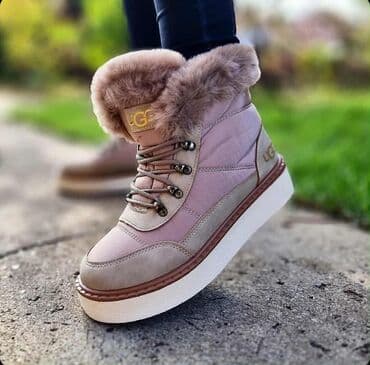 Personal Items: High boots — 12