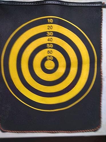 Dečije sportske igračke: Pikado dia.oko 27 cm. za magnetne strelice,polovno — 2