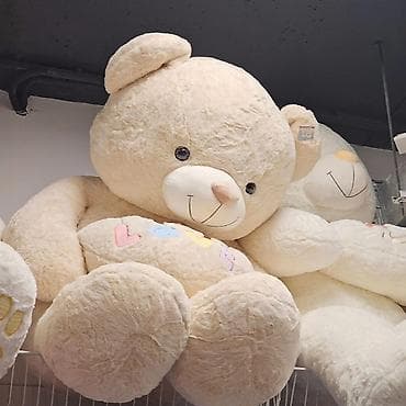 kofer na tockice: Mede
150cm- 8200 din 
160cm- 9700 din — 7