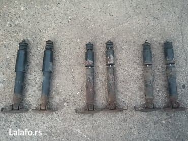 Prednji amortizeri lada 2107 riva,2104 karavan,2105 par. Polovno
