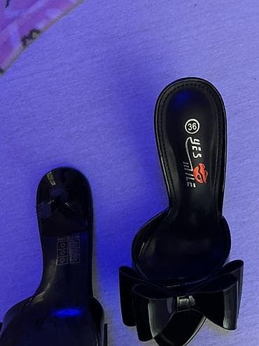 polovna obuca na veliko: Elegantne ženske mule sandale sa potpeticom – brend Yes Mile. - Boja — 3