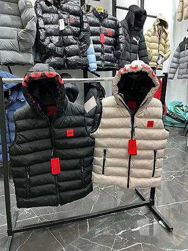 obuca ruma: Prsluk Moncler, bоја - Crna — 3