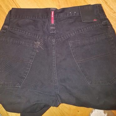 rajf za devojacko vece: Muske farmerke, crne boje. Firma LEE COOPER, original su. Fazonske ! — 2