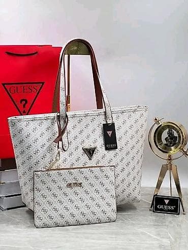 Nakit: 1 klasa kopije
Cena 5400 rsd
💋 — 2