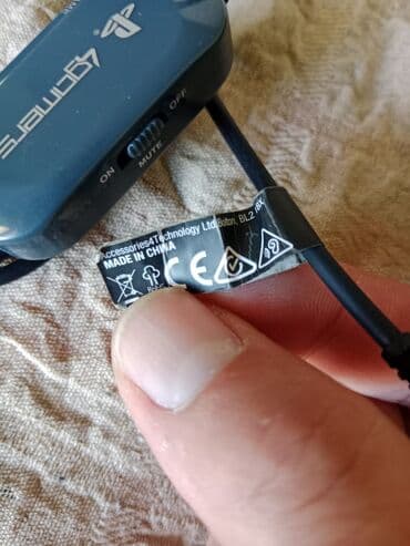 bezi ne slusalice: O R I G I N A L ® "SONY PS4 STEREO PROFESIONAL SLUŠALICE,OTPORNE NA — 4
