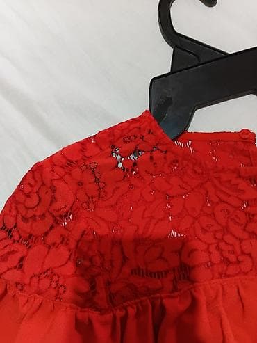 primark nis: Elegantna crvena haljina do kolena - Kroj: ravna silueta, dužina — 5