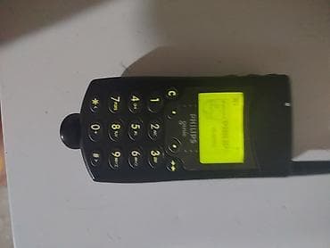 mobilni telefoni sa tastaturom: Philips Genie – klasični GSM telefon sa eksternom antenom.Kao nov — 4