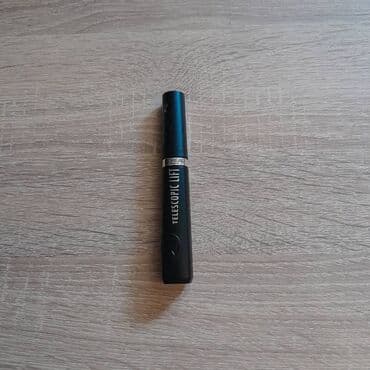 teddy kaput h m: Nova Loreal Paris Telescopic lift crna maskara za volumen Nova Loreal — 1