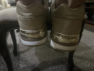 uptempo nike zenske: Guess ženske patike – zlatno/bež - Model sa podignutim đonom — 3