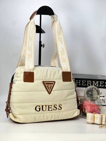 ženske poslovne torbe: Guess
Dimenzije:38×28
pk — 6