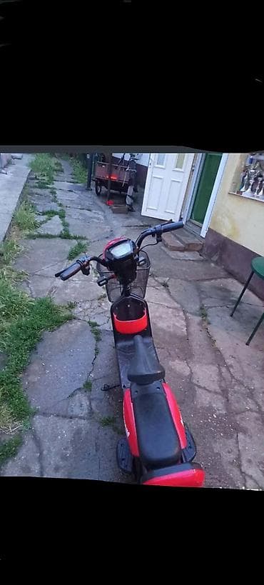 tepisi za auto: COLOSSUS Električni skuter 270 evra Kontakt telefon Baterija — 2