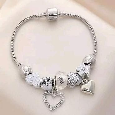 Kaiševi: Narukvice 2200 din
💋 — 3