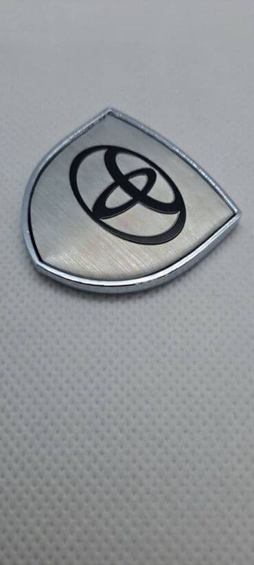 korpe za traktor: Samolepljivi metalni stiker za automobil - TOYOTA Metalni stiker za — 2