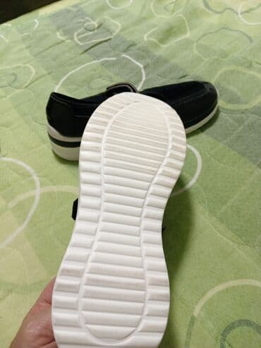 starke sa platformom: Sandals, 37 — 3