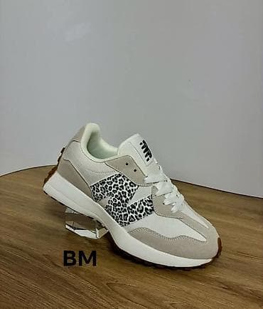 pertle za patike: NB Clasic
3600 din 
36-41
K💜 — 2