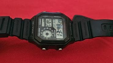 komandirski sat: Casio AE-1200WH “World Time” digitalni sat - Funkcije: prikaz — 6