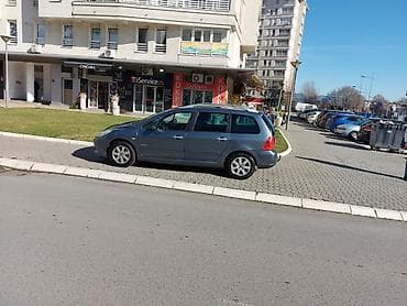 Voyah: Pežo 307 SW karavan. Automobil proizveden za skandinavsko tržište — 1