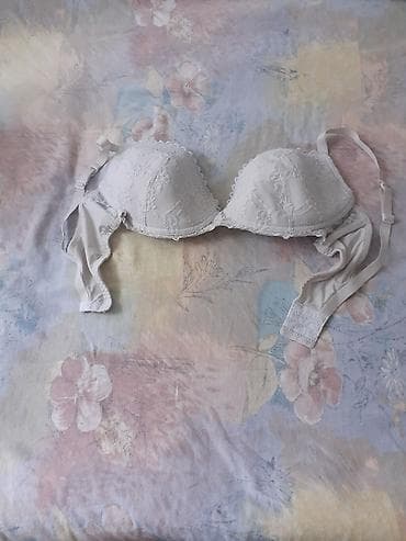 patike sa masnom: Čipkani grudnjak – bela boja - Model sa korpama i žicom za pouzdanu — 2