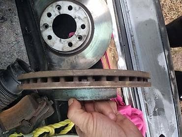 auto otpad becej: PREDNJI DISKOVI ZA PEUGEOT 407 OD 2005. DO 2009. GOD. | prednji — 3