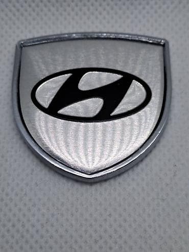Samolepljivi metalni stiker za automobil - HYUNDAI Metalni stiker za