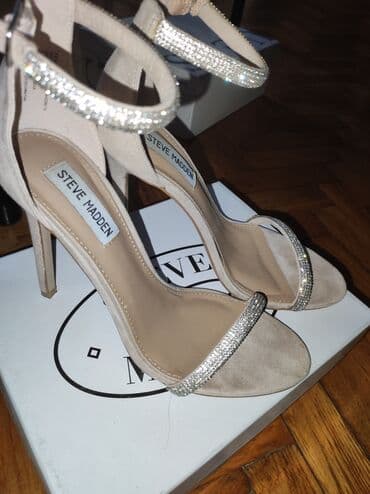 c a papuce: Sandale, Steve Madden, 39 — 1