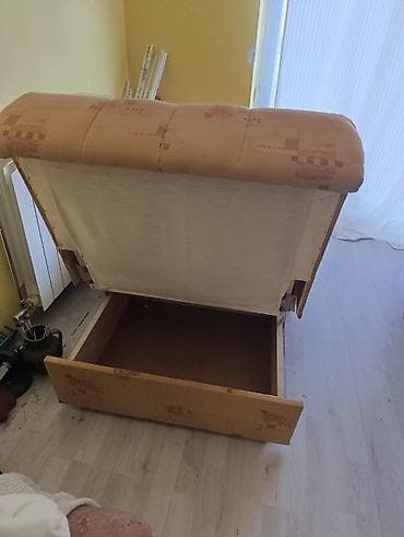 mali fotelji: Fotelja na razvlačenje sa kutijom za odlaganje - Kompaktna dvosedska — 4