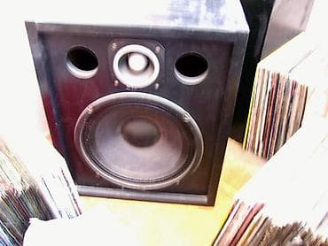 2-way pasivna zvučna kutija – 200 W, 8 Ω - Niskotonac: 12" Celestion