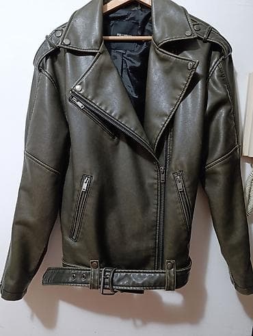 starke sa platformom: PULL&BEAR ženska bajkerska jakna od veštačke kože - Model — 6