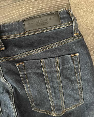 nema predaje 2: BURBERRY original farmerke, tanje sa elastiniom, veličine 28 — 5