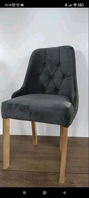 stilski stolovi za trpezariju: Tapacirana stolica sa dugmićima (chesterfield stil) - Presvlaka: meki — 3