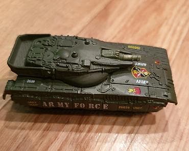 igracka macka koja hoda: Tenk automobilcic - vojni auto — 1