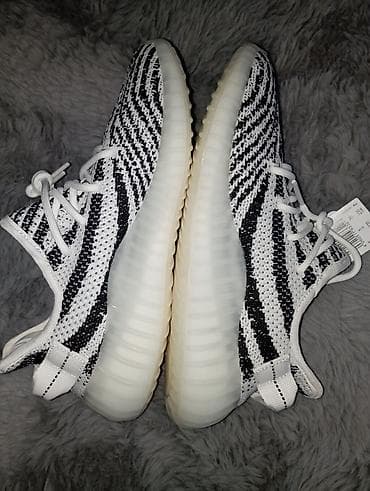 brendirane haljine: Adidas Yeezy Boost 350 V2 “Zebra” - Model: Yeezy Boost 350 V2 - — 1