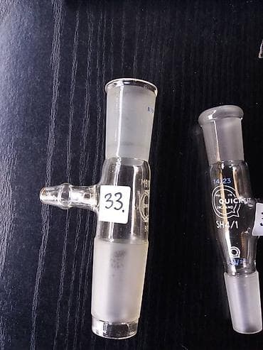 Laboratorijsko staklo . Račva Levak za vakum filtriranje