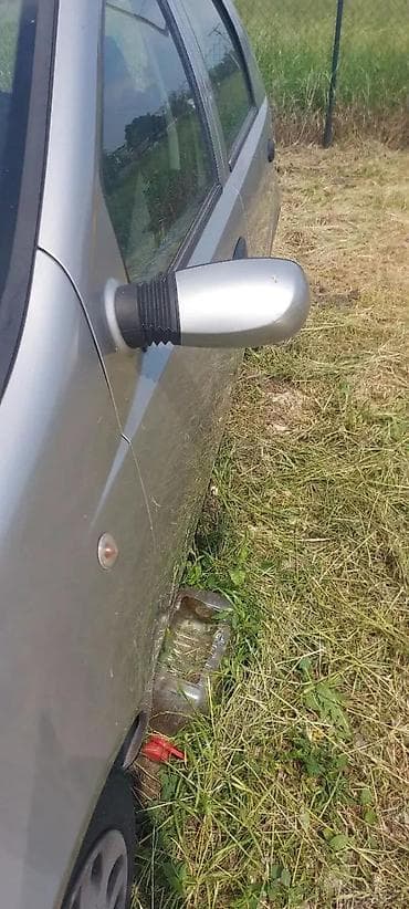 rep za sirene: FIAT PUNTO RETROVIZOR ELEKTRO | Ispravni skinuti sa punta 3 pasu i — 2