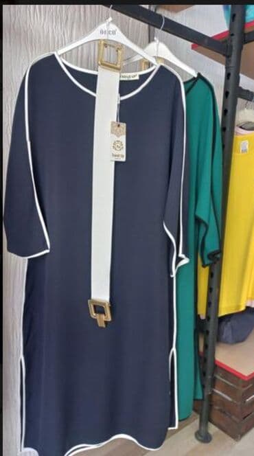 midi haljine h m: 4XL (EU 48), bоја - Tamnoplava, Oversize, Drugi tip rukava — 2