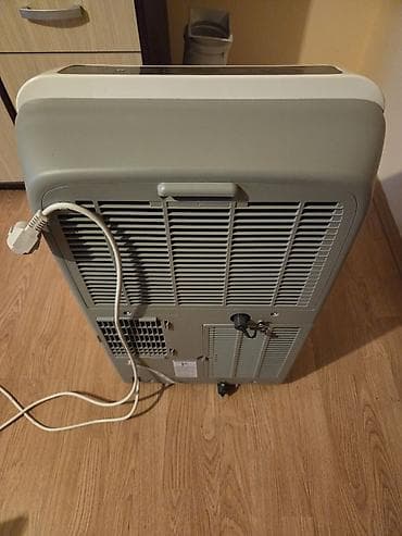 sobne peci na pelet polovne: Whirlpool prenosni klima uređaj PACHW2900CO - Snaga hlađenja: 2,6 kW — 3