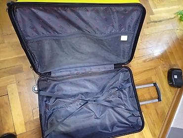 veliko prstenje: Tvrdi kofer na točkiće – veličina velika. oko 75 45 30 — 10