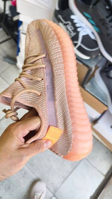 yeezy 350 patike: Patike, veličina - 46 — 4
