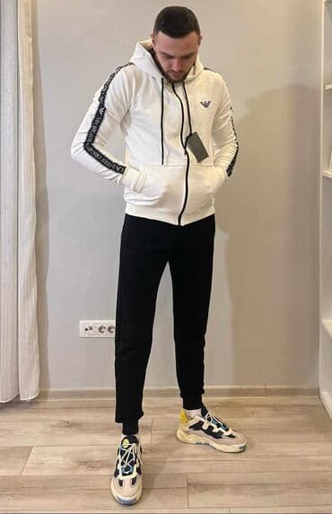 sweatshirt h m: M - 2xl
Domaca proizvodnja

3500 — 8