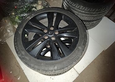 Tyres & Wheels: Set od 4 alu felne sa gumama - Veličina felni: 18 inča - Dizajn: 10 — 2