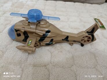 autobus igracka za decu: Helikopter. Nov. Povuce se kanap i okrece se propeler. Bez ikakvih — 2