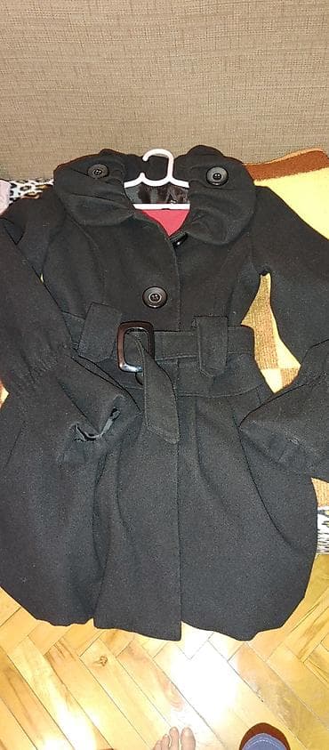 torbe b: Ženski kratki kaput – crni - Model: elegantan kaputić do sredine — 3