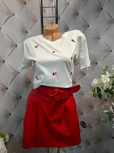 helly hansen majice: Ženska majica sa kratkim rukavima – motivi sitnih crvenih srca majca — 1