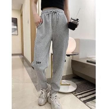 ženski pončo: 𝑲𝒍𝒆𝒐𝒑𝒂𝒕𝒓𝒂 𝑺𝒕𝒚𝒍𝒆 ✨

⚜️ Univerzalna velicina
⚜️ Cena 1800 dinara — 4