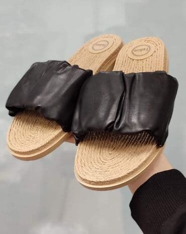 najk papuče: 2 za 1400 dinara
Pitati za brojeve (2 broja manji su) — 6