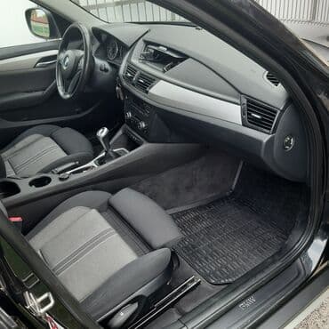 tuning i styling oprema: Bez dinara ulaganja. Vlasnik, registrovan, garažiran. Stanje fabričko — 14