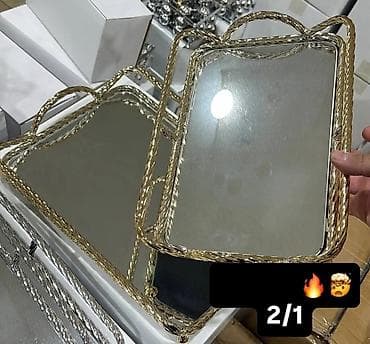 Tacne: Ukrasni set ogledalo-poslužavnika - Dva poslužavnika sa ogledalom, u — 2