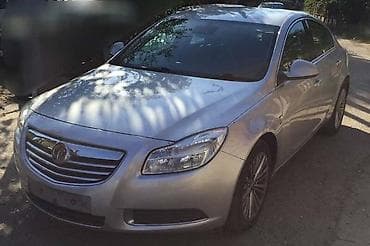 naslon za sediste od kola: OPEL INSIGNIA AUTOMA - KOMPLETAN AUTO U DELOVIMA | 2.0CDTI 118KW — 3